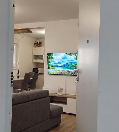 Apartment Ma Mi Trogir Exteriör bild