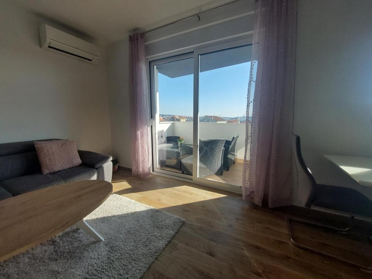 Apartment Ma Mi Trogir Exteriör bild